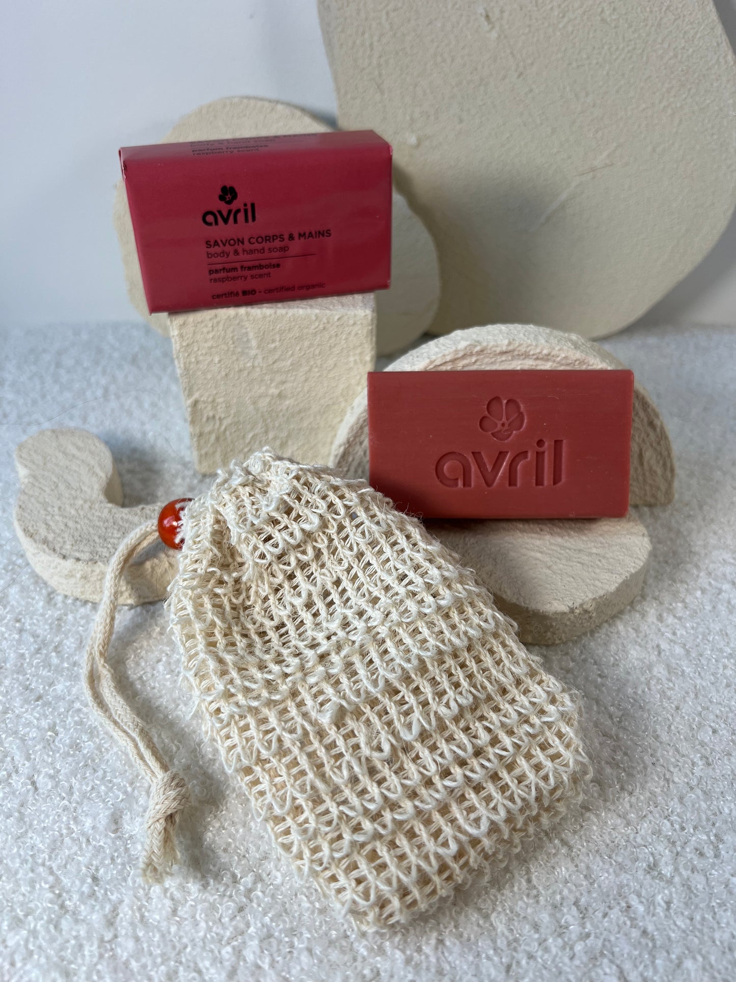 Savon BIO et sachet exfoliant